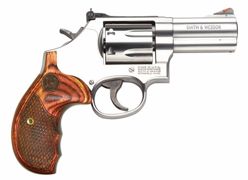 Smith & Wesson 686 DELUXE 357MAG 3" SS AS 7RD